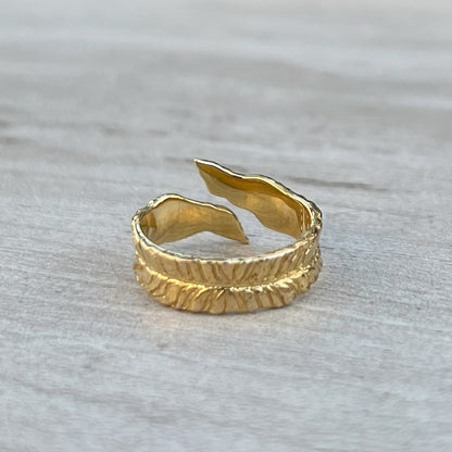 gold wrap around leaf ring back